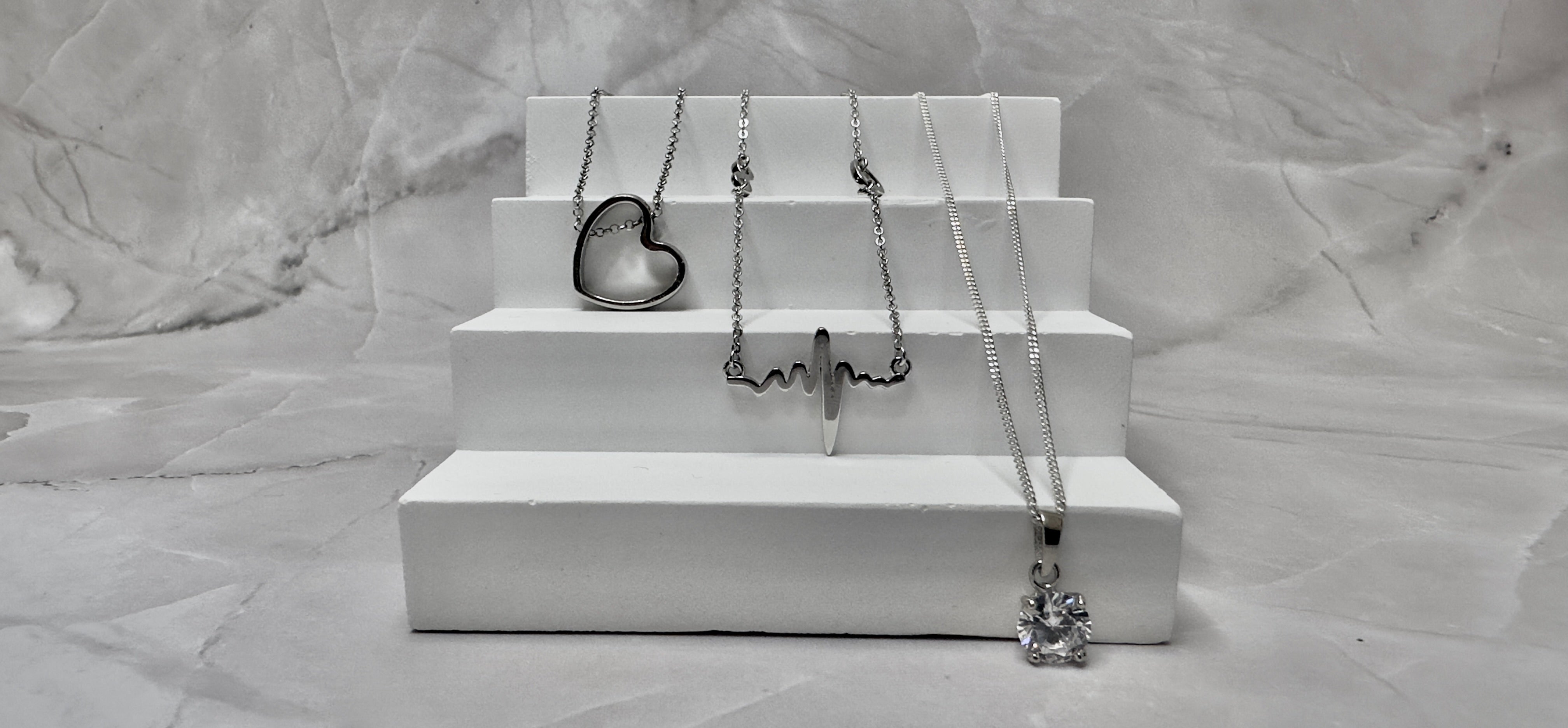 Ladies silver chains & necklaces